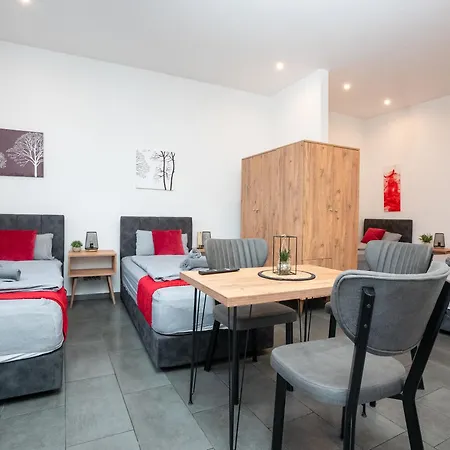 Apartment Serviceroom24 - 2 In Hoch Wlan - Smart-tv - 24-7 Check-in Und Kueche Recklinghausen