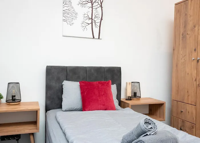 Lejlighed Serviceroom24 - 2 In Hoch Wlan - Smart-tv - 24-7 Check-in Und Kueche *